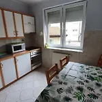 Apartament W Kwiatki Apartman